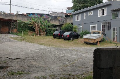Área -  com 5 lotes