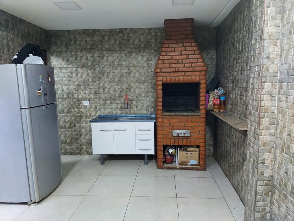 Linda casa a venda