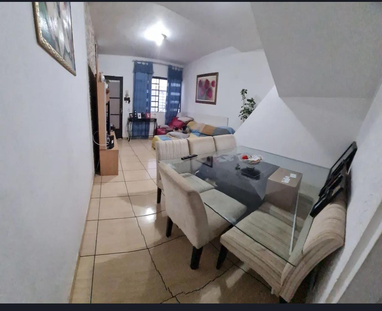 🏡 Casa à Venda – Vila Campestre